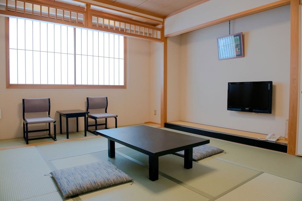 Japanese Style Room for 4 People, New Building, Non Smoking photo 1