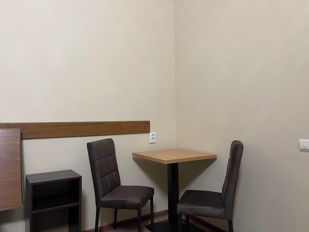 Standard Double or Twin Room - Photo 3