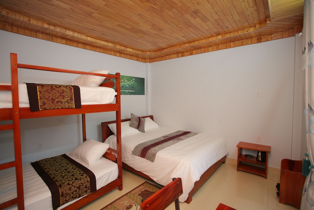 Family Bungalow photo 1