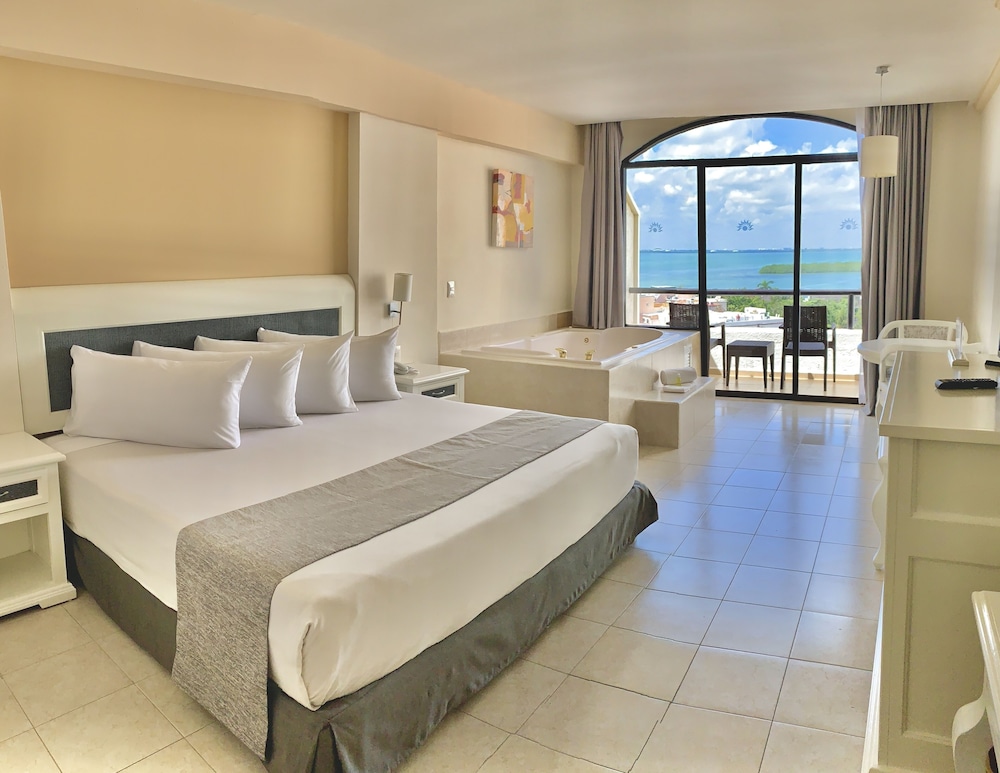 Club Room, 1 King Bed