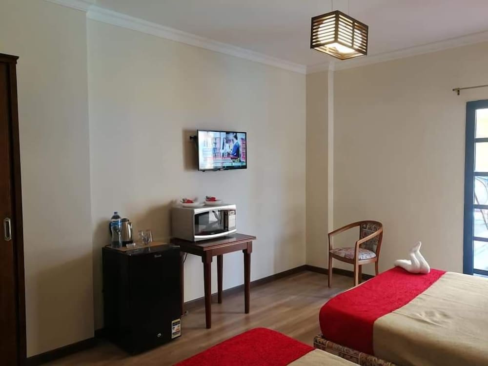 Family Double or Twin Room, 2 Double Beds, Smoking