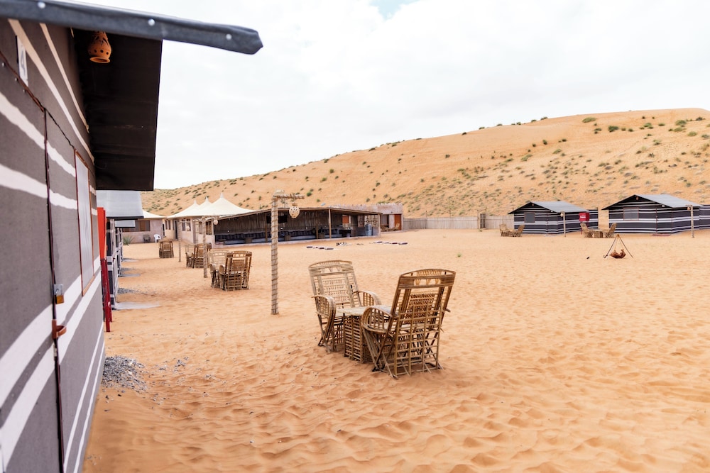 Deluxe Tent, Multiple Beds, Balcony, Desert View photo 3
