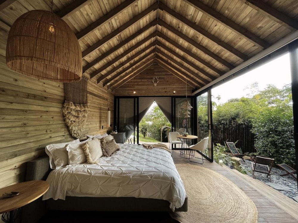 Exclusive Cabin