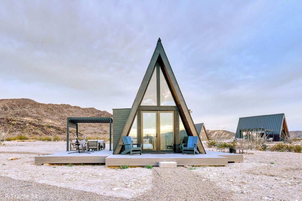 Deluxe Cabin, Kitchen, Mountain View