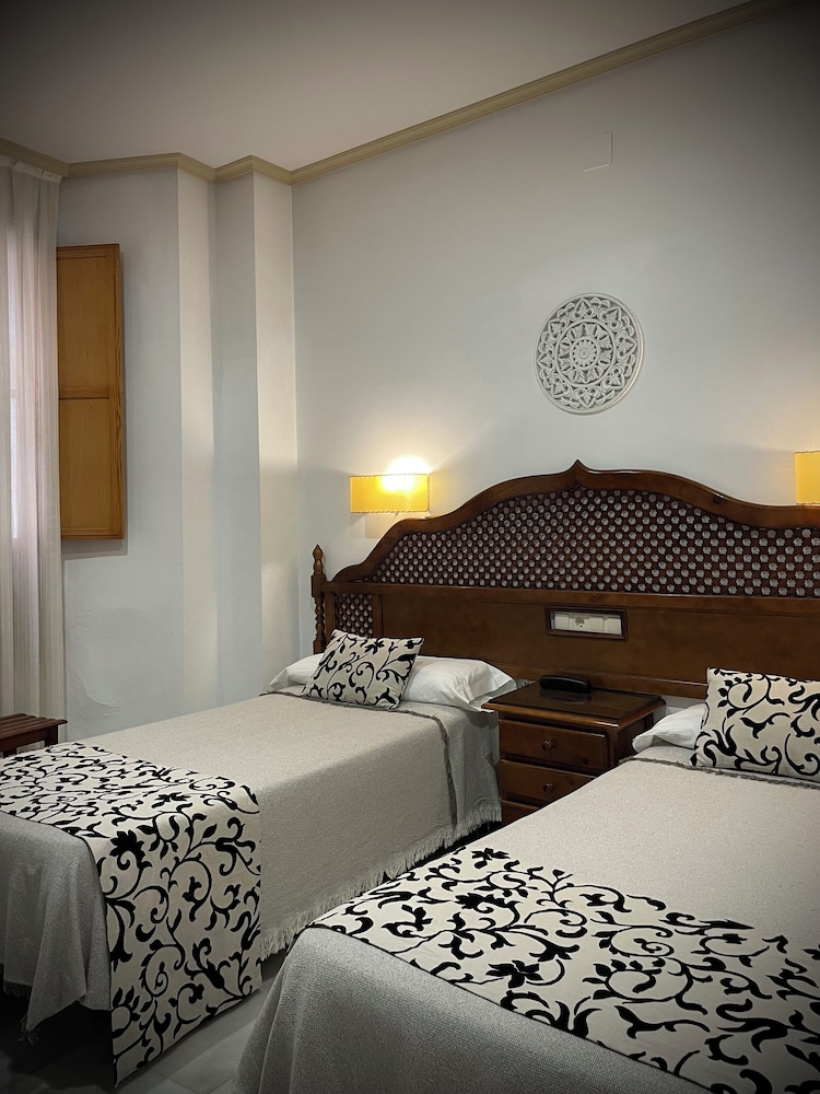 Economy Double Or Twin Room