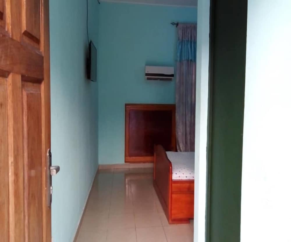 Standard Double Room photo 2