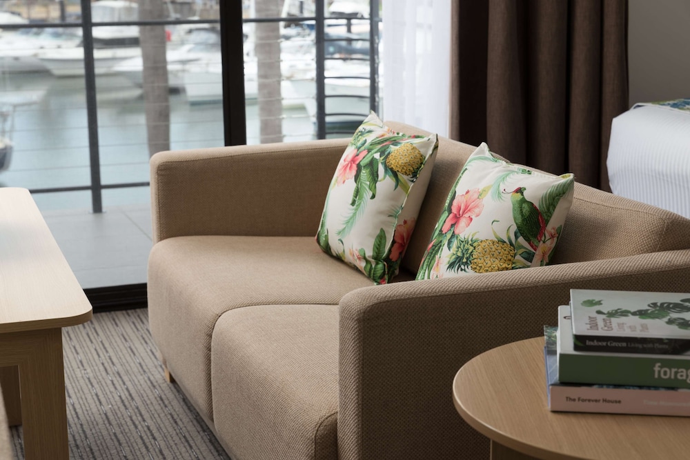 Water View Suite - Photo 3