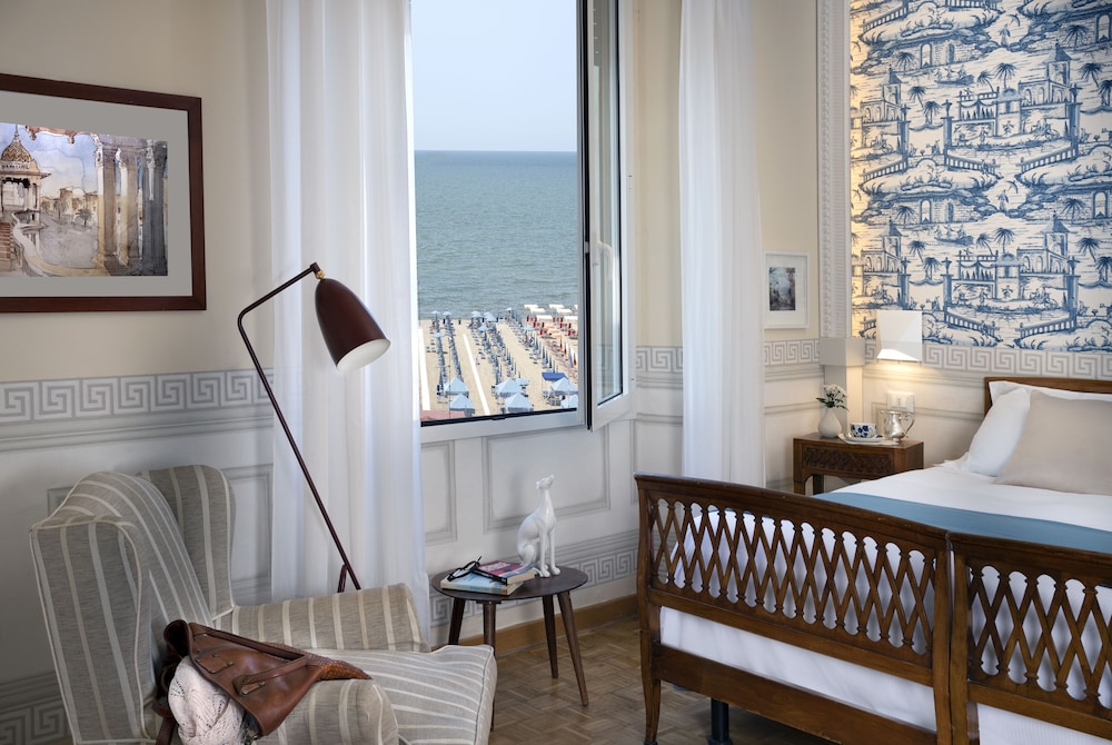 Superior Double or Twin Room, Sea View, Sea Facing - Photo 1