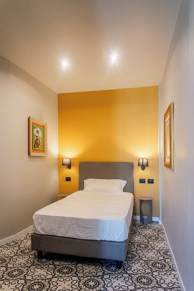 Deluxe Single Room, City View