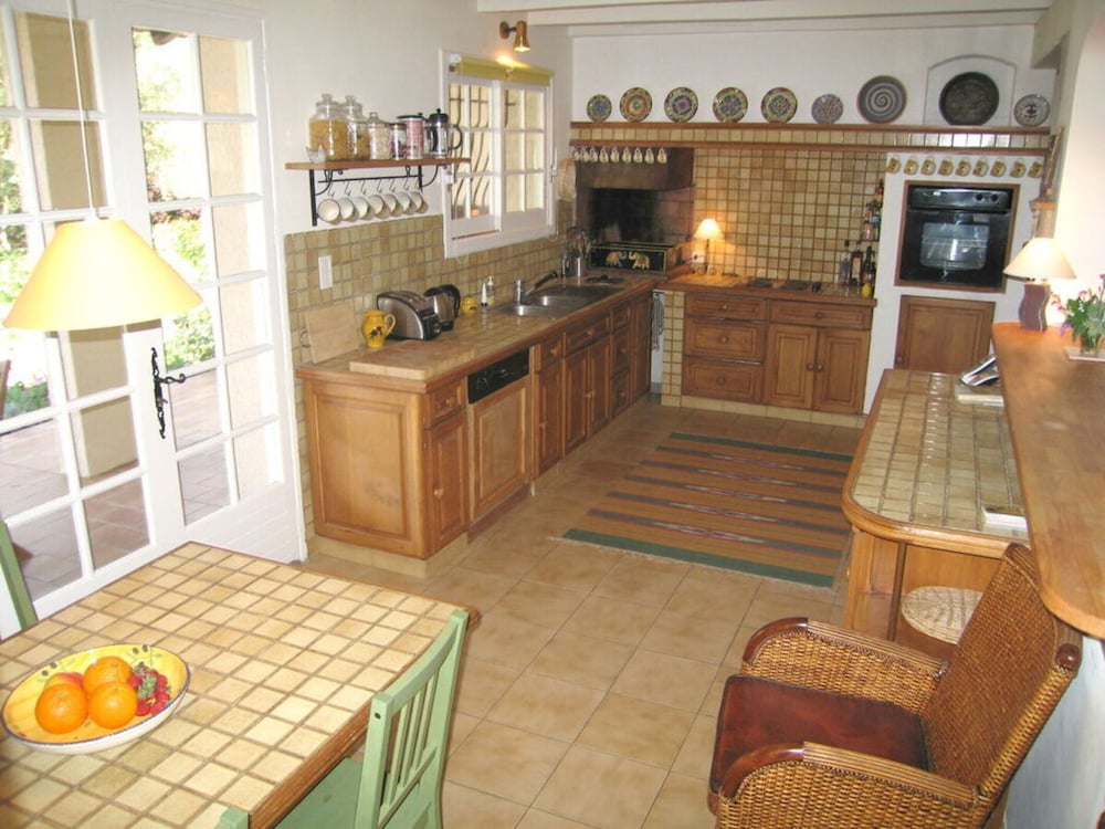 Villa photo 3