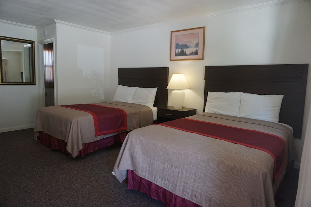 Deluxe Room, 2 Double Beds photo 1