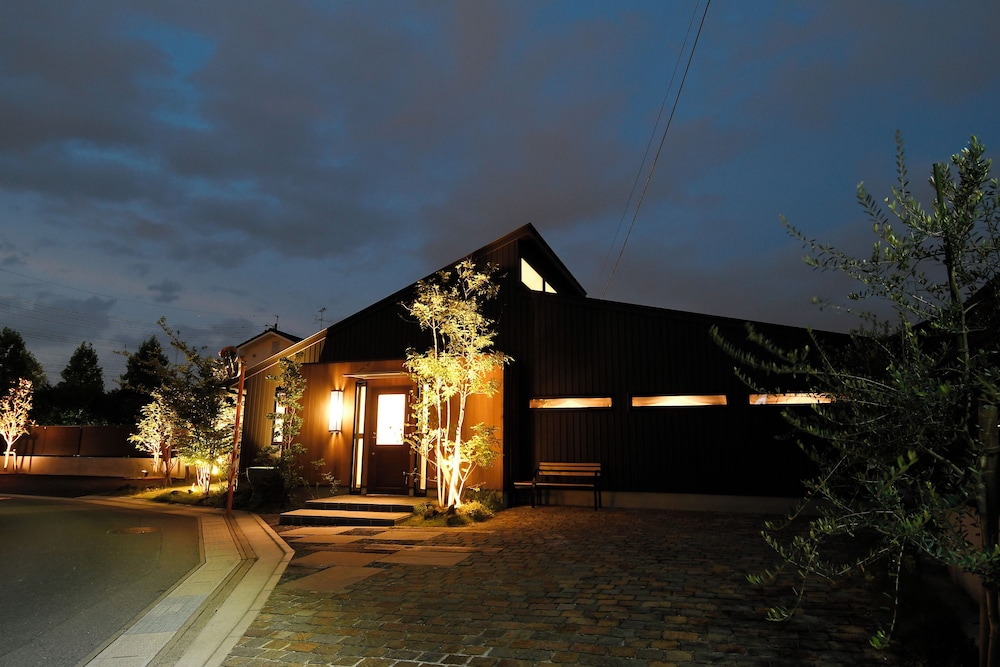 City Villa photo 1