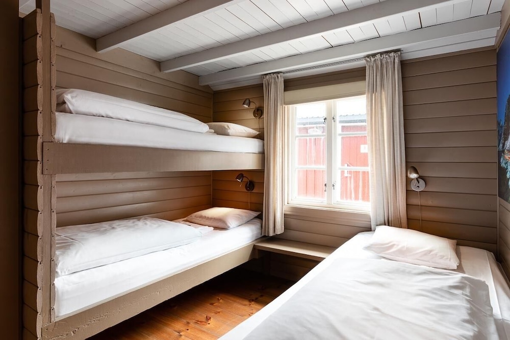 Traditional Cottage, 2 Bedrooms, Oceanfront