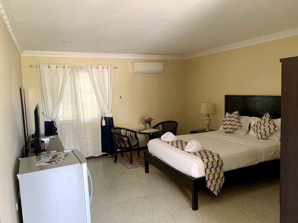Premier Studio Suite, 1 Bedroom, Non Smoking, Bathtub