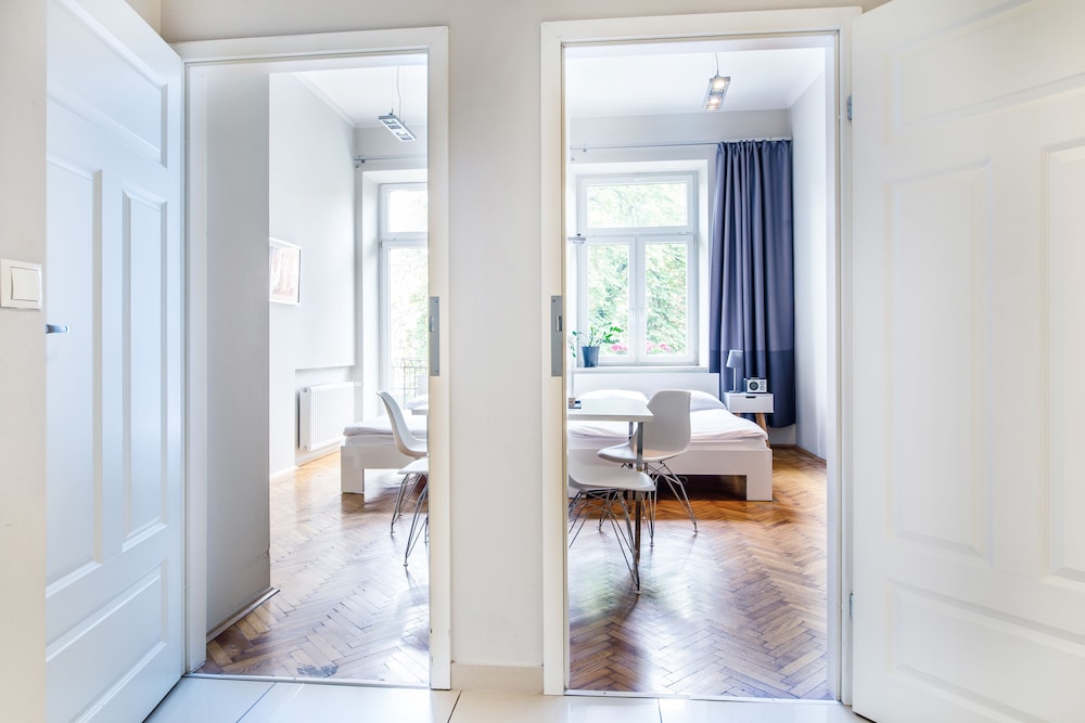 Suite, 2 Bedrooms photo 1