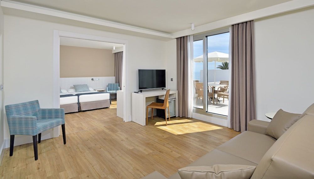 Suite, Sea View (Sol)