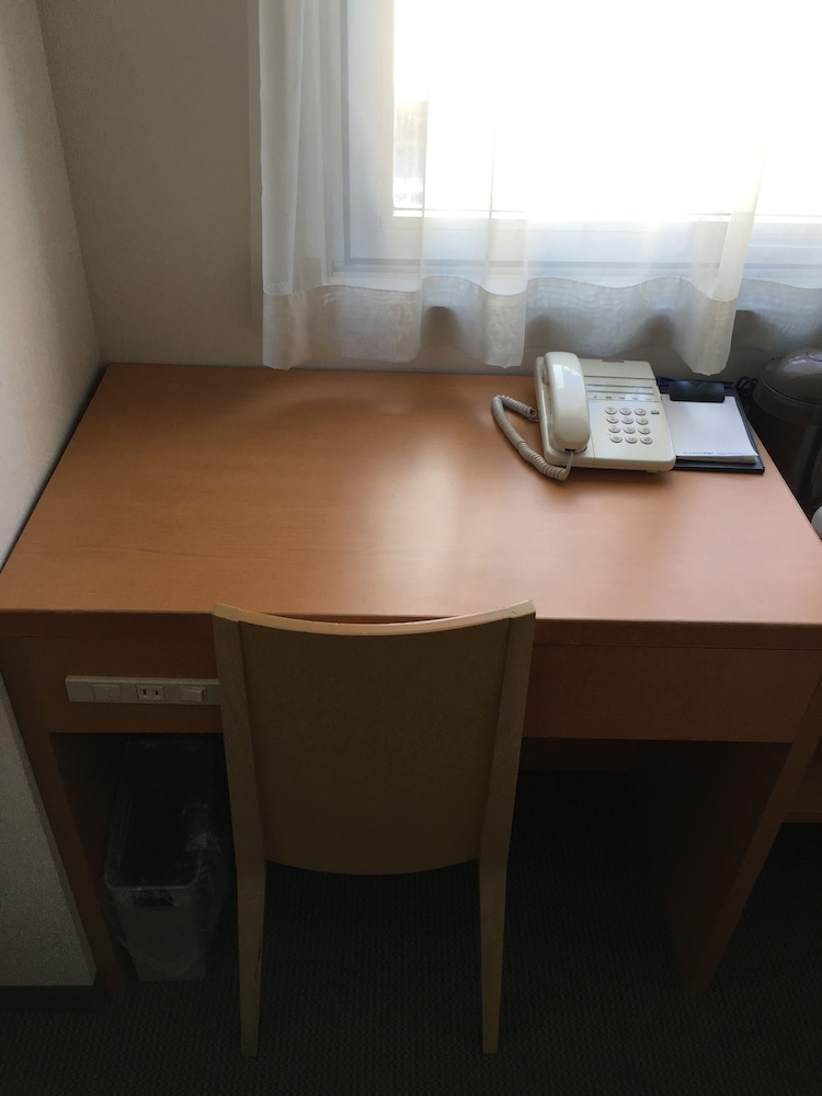 Petit Twin, 1 Single Bed and 1 Extra Bed, Non Smoking photo 2