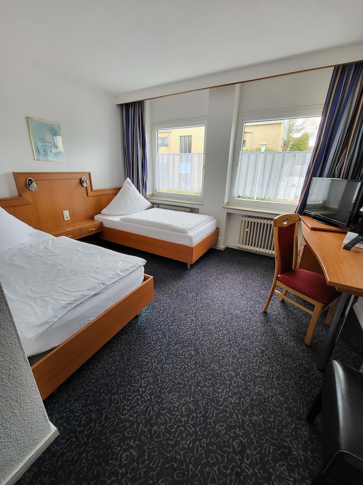 Comfort Room - Photo 3