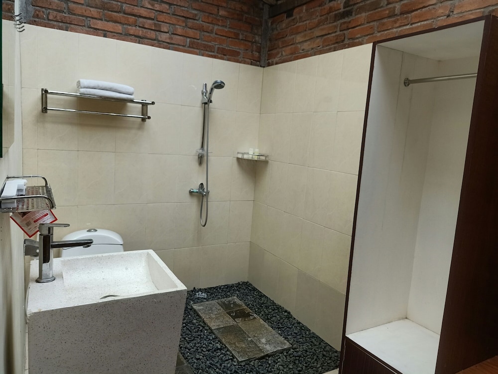 Deluxe Twin Room photo 2