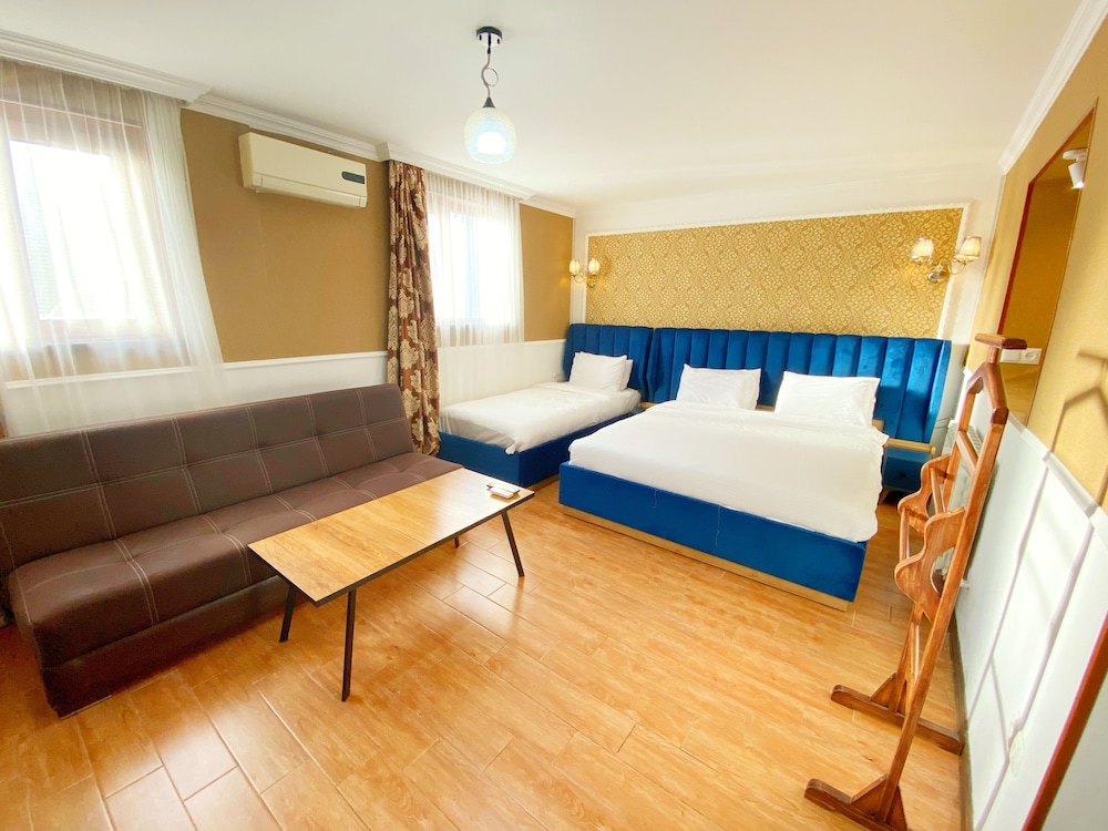 Comfort Triple Room photo 3