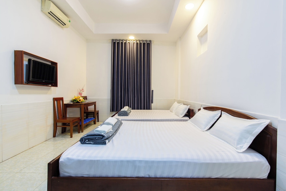Family Room, 2 Double Beds photo 3