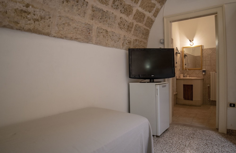 Triple Room - Photo 6