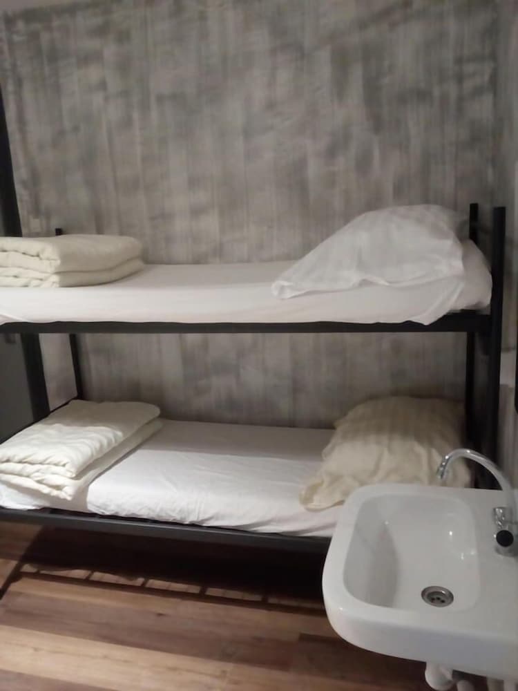 Private Dormitory (5 Beds) photo 2
