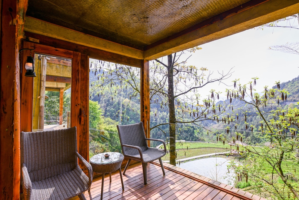 Valley View Villa photo 1