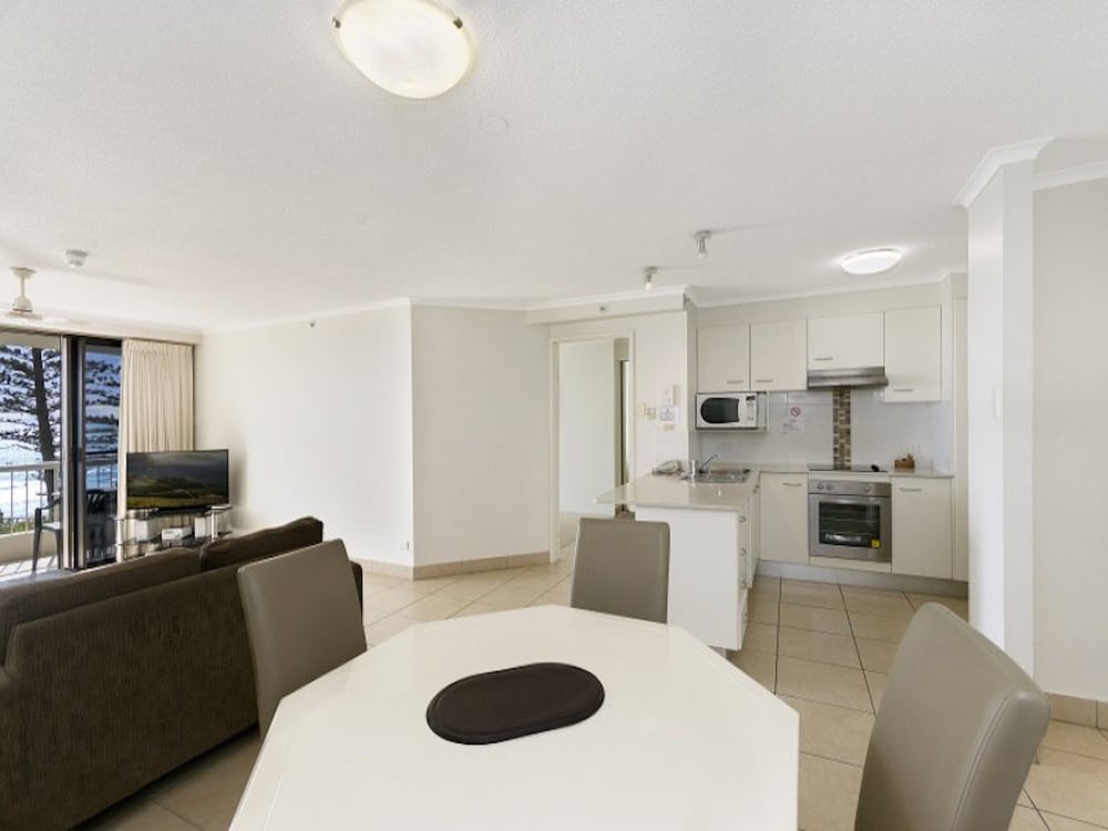1 Bedroom Apartment Ocean View photo 2