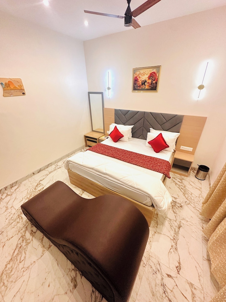 Studio Suite photo 3