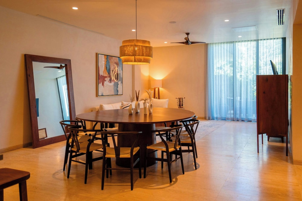 Premium 2 bedroom apartment with 2 bathroom & jacuzzi - Photo 2