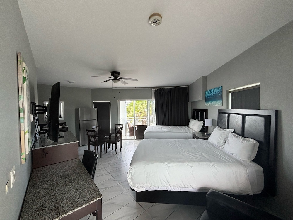 Studio Suite photo 3