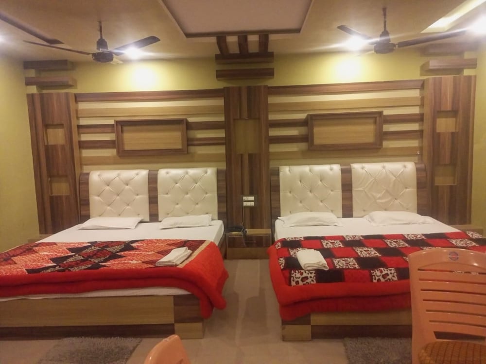 Luxury Room, City View