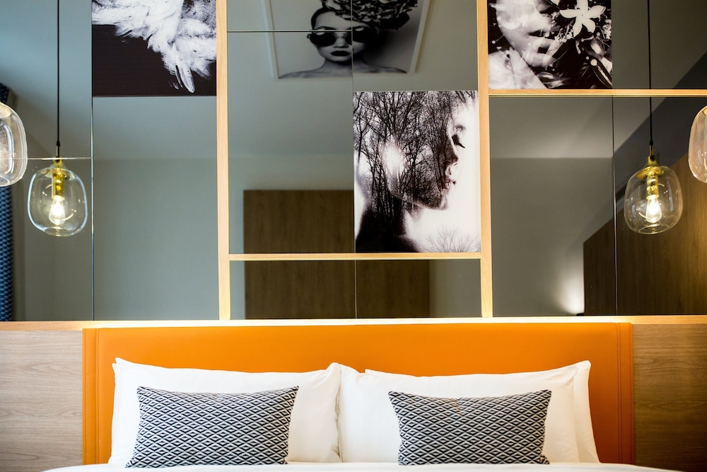 Room, 1 King Bed, Patio Room, 1 King Bed, Patio