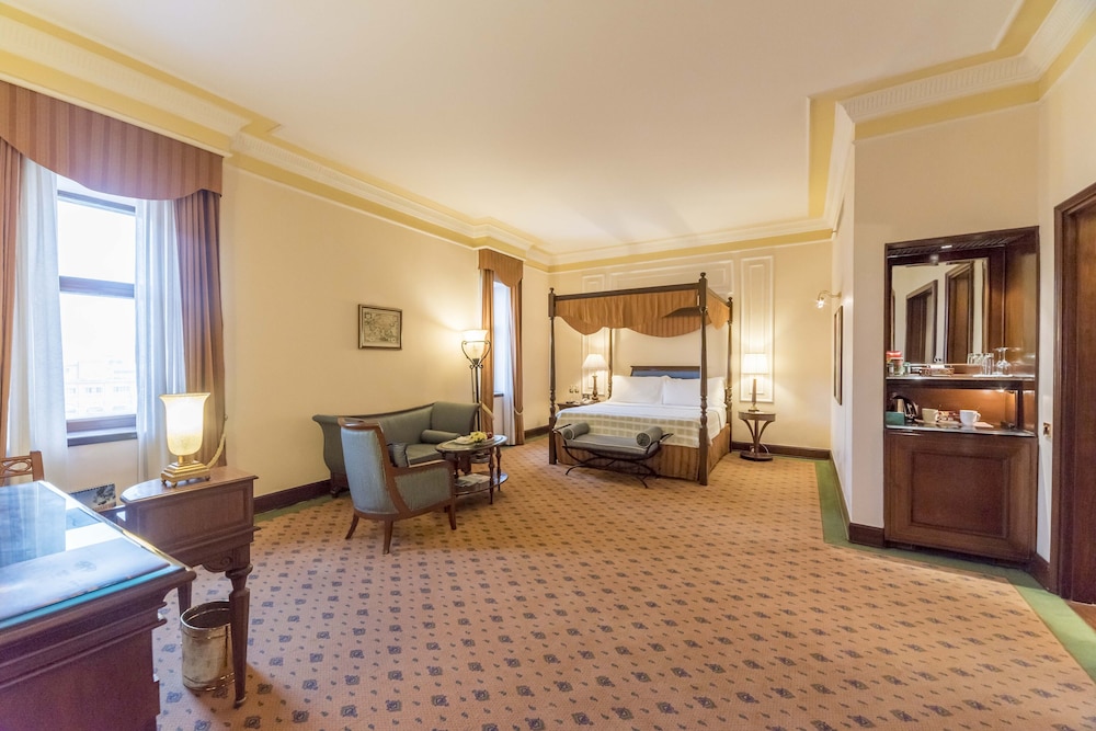 Executive Suite photo 3