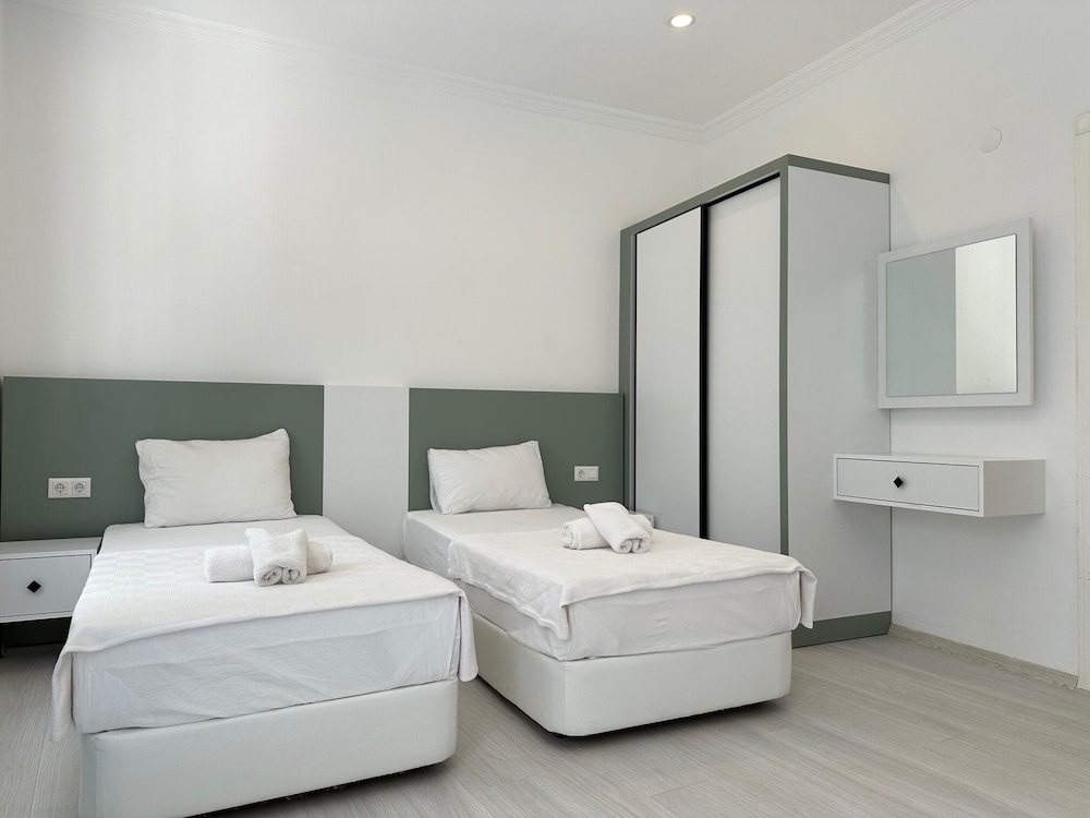 Standard Twin Room, 2 Twin Beds, Garden View photo 3