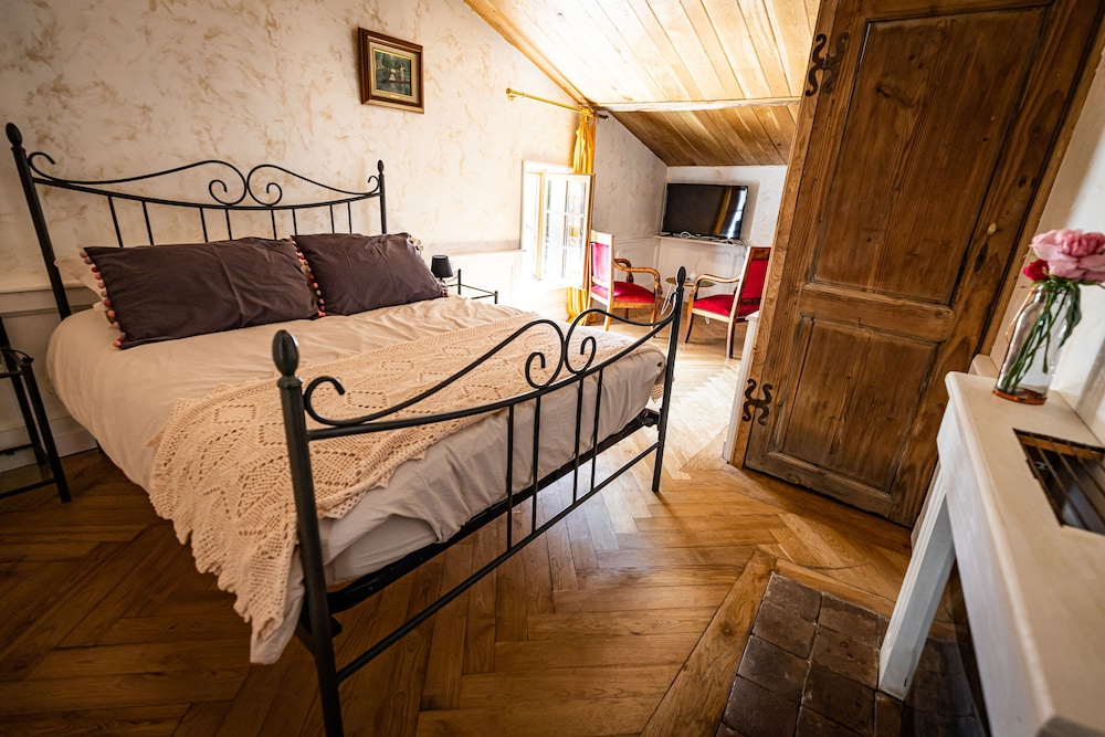 Basic Double Room, 1 Bedroom photo 1