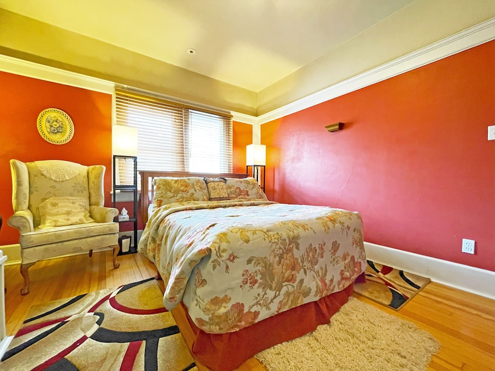 Design Room photo 3