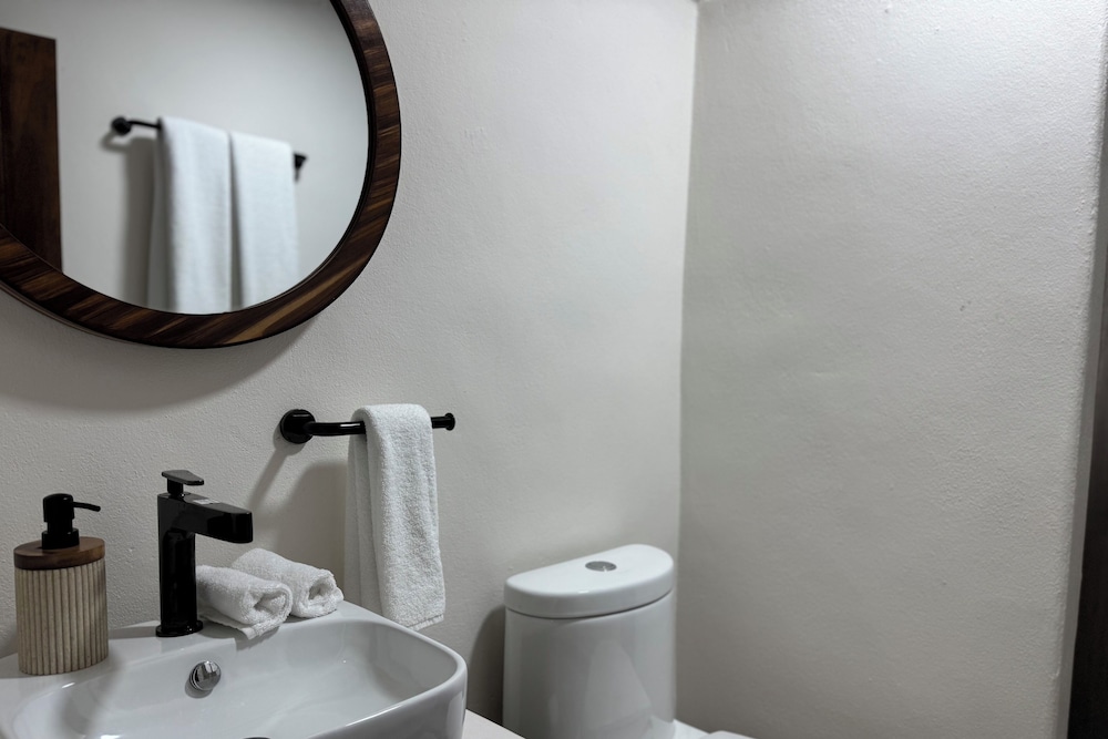 Comfort Suite photo 2