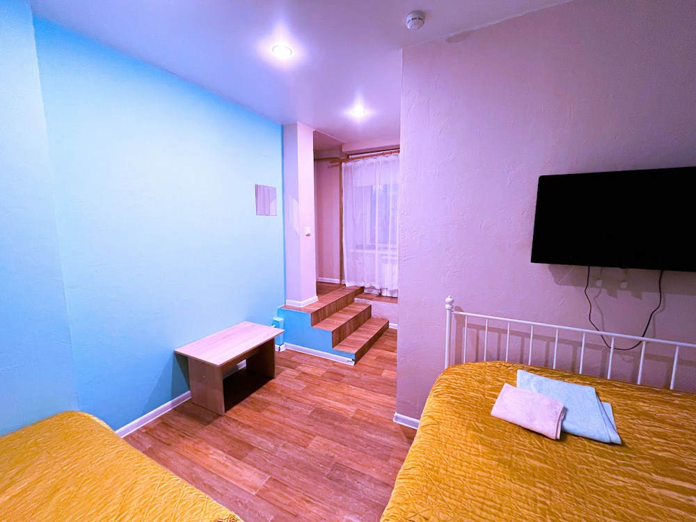 Comfort Room, 1 King Bed With Sofa Bed photo 3