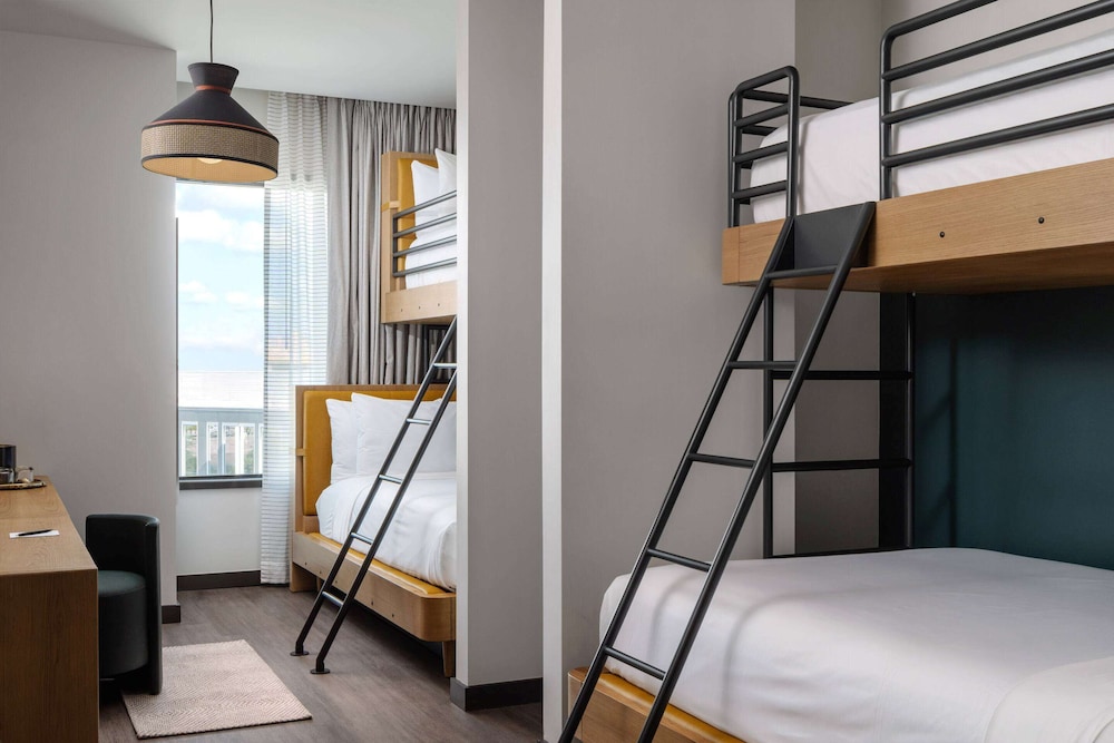 Room, Multiple Beds - Photo 1
