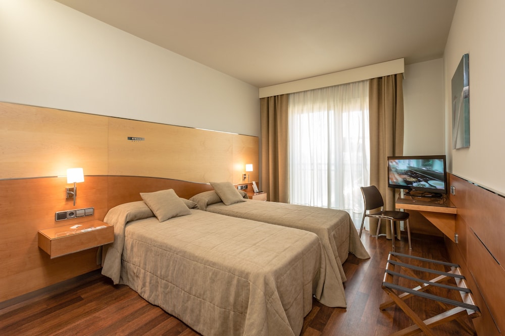 Double Room (Breakfast Excluded)