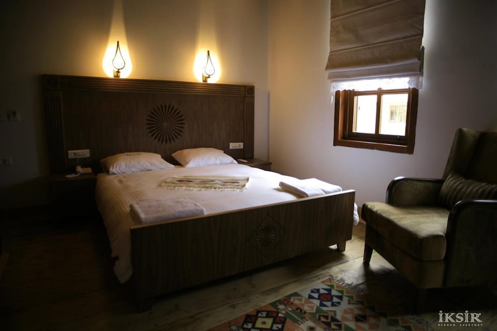 Mansion Room