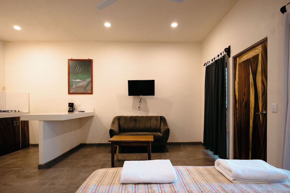 Double Room, Pool View photo 2
