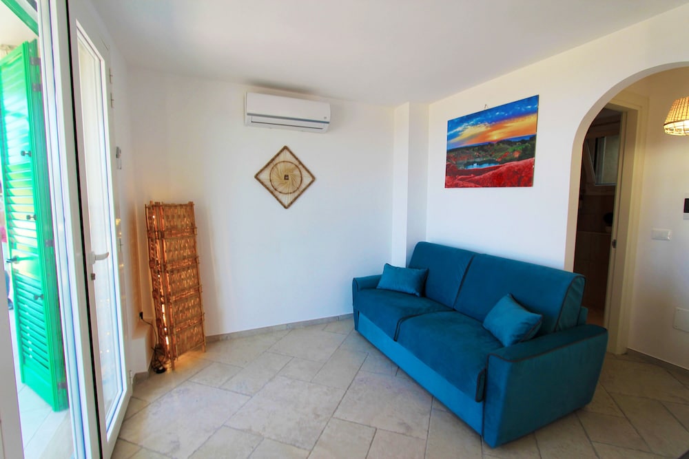 Apartment, 1 Bedroom, Non Smoking photo 2