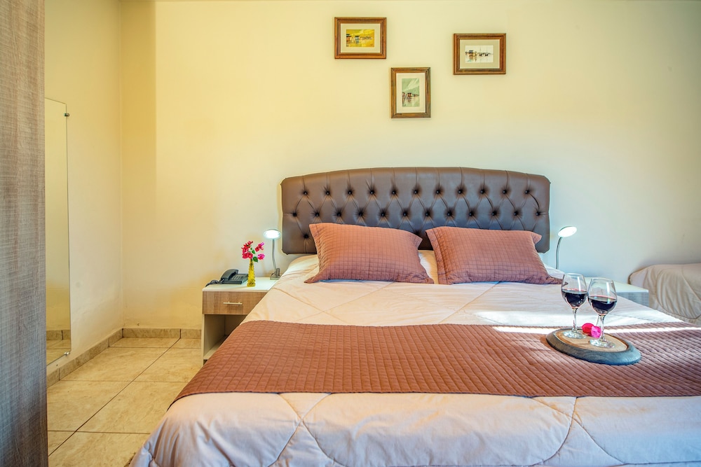 Deluxe Double Room photo 2
