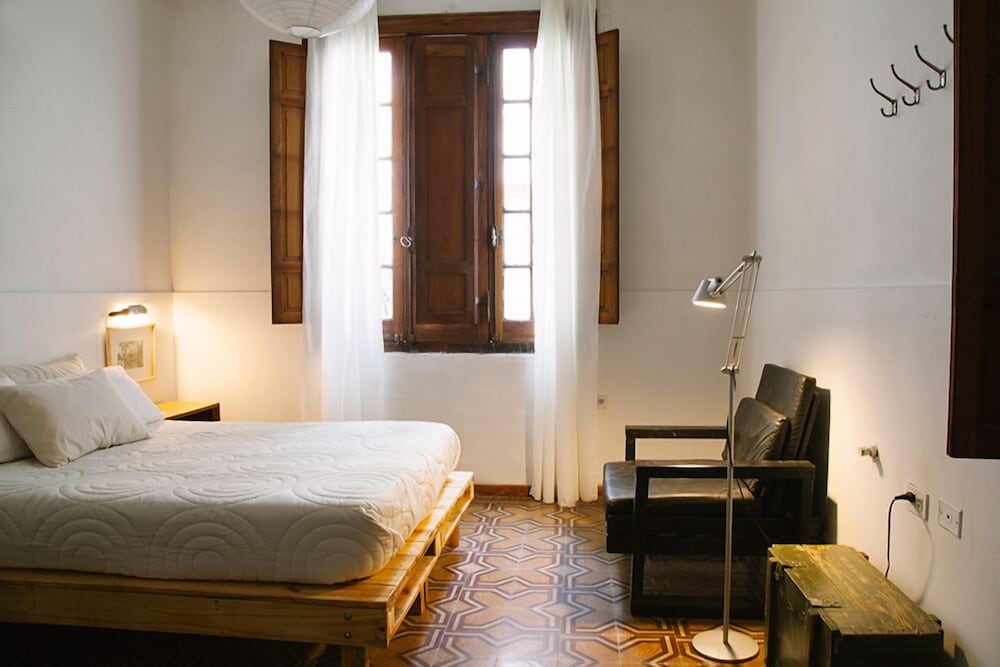 Grand Double Room, 1 Double Bed, Shared Bathroom photo 3