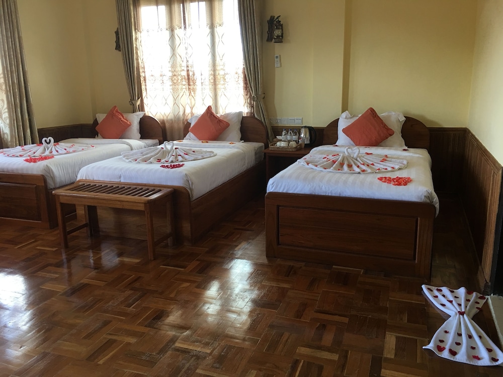 Superior Triple Room
