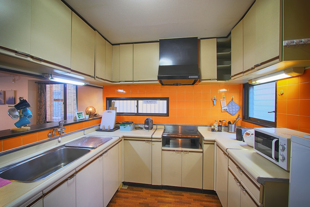 Private Vacation Home - Photo 7