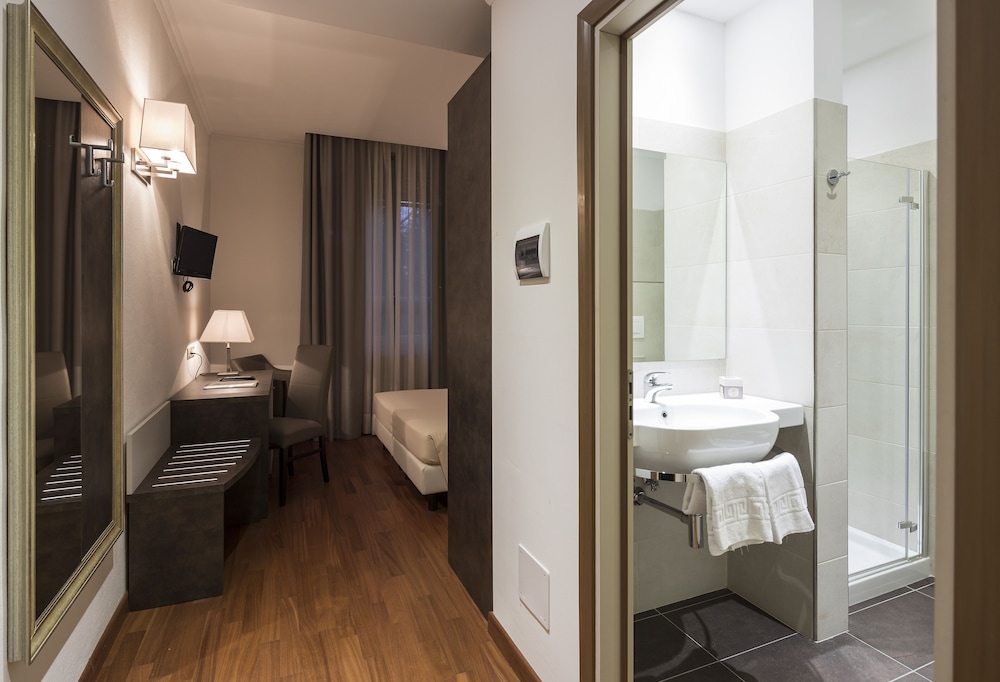 Prestige Double Room - Photo 2